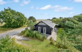 Beautiful Home In Grenaa With Kitchen Grenå